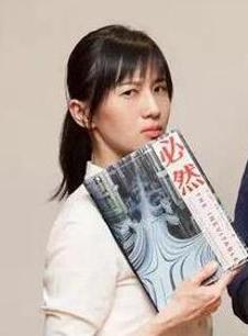 资讯《明星八卦-网红Papi酱获1200万融资 此前